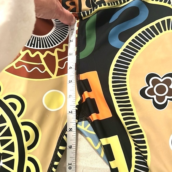 Surrender,(MSRP$118) Fun,Funky & Fabulous Leggings,The Fit is Incredible, Size S - Picture 7 of 10